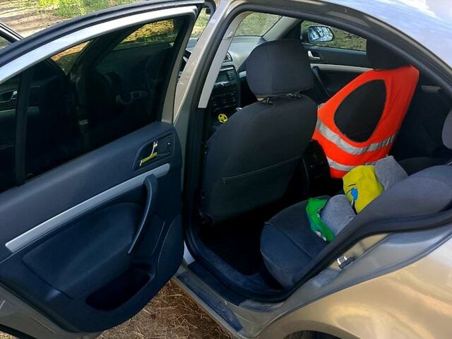 Шкода Октавия, объемом двигателя 1.6 л и пробегом 226 тыс. км за 6800 $, фото 5 на Automoto.ua