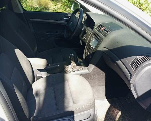 Шкода Октавія, об'ємом двигуна 1.98 л та пробігом 240 тис. км за 6439 $, фото 5 на Automoto.ua
