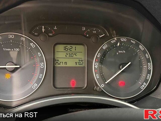 Шкода Октавия, объемом двигателя 19 л и пробегом 252 тыс. км за 7500 $, фото 9 на Automoto.ua