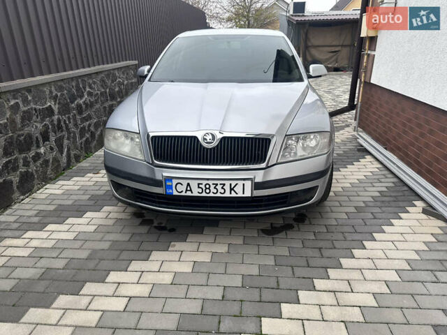 Шкода Октавия, объемом двигателя 1.6 л и пробегом 280 тыс. км за 5800 $, фото 1 на Automoto.ua