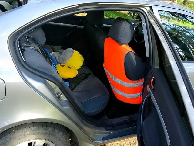 Шкода Октавия, объемом двигателя 1.6 л и пробегом 226 тыс. км за 6800 $, фото 4 на Automoto.ua