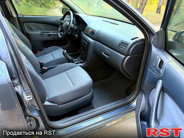 Шкода Октавия, объемом двигателя 1.6 л и пробегом 197 тыс. км за 5600 $, фото 12 на Automoto.ua