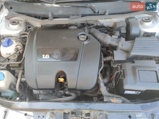 Шкода Октавия, объемом двигателя 1.6 л и пробегом 212 тыс. км за 5000 $, фото 13 на Automoto.ua