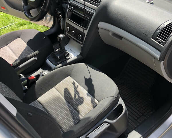 Шкода Октавия, объемом двигателя 1.8 л и пробегом 134 тыс. км за 8000 $, фото 3 на Automoto.ua