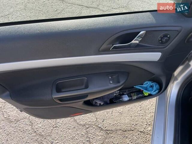 Шкода Октавия, объемом двигателя 1.6 л и пробегом 264 тыс. км за 7800 $, фото 31 на Automoto.ua
