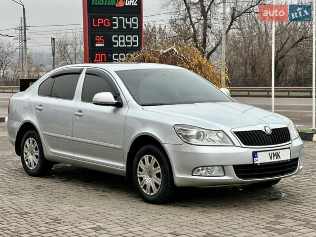 Шкода Октавия, объемом двигателя 1.6 л и пробегом 178 тыс. км за 8700 $, фото 5 на Automoto.ua