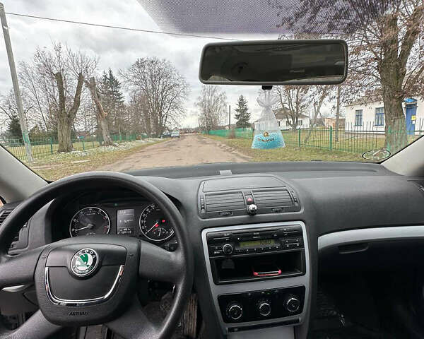 Шкода Октавия, объемом двигателя 1.8 л и пробегом 169 тыс. км за 7950 $, фото 12 на Automoto.ua
