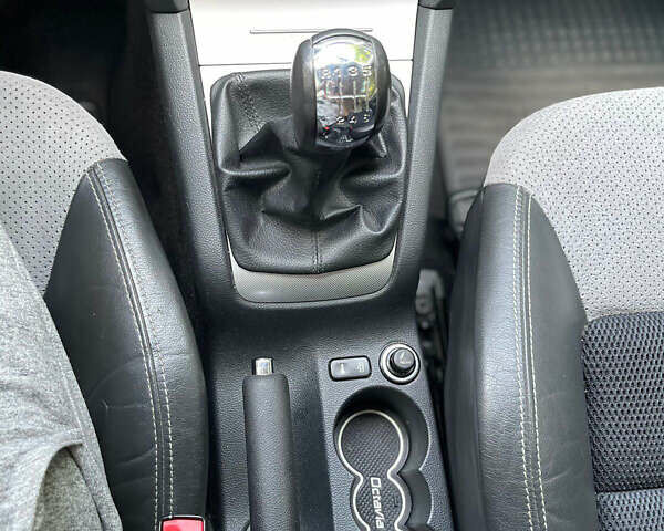 Шкода Октавия, объемом двигателя 1.8 л и пробегом 150 тыс. км за 8800 $, фото 9 на Automoto.ua