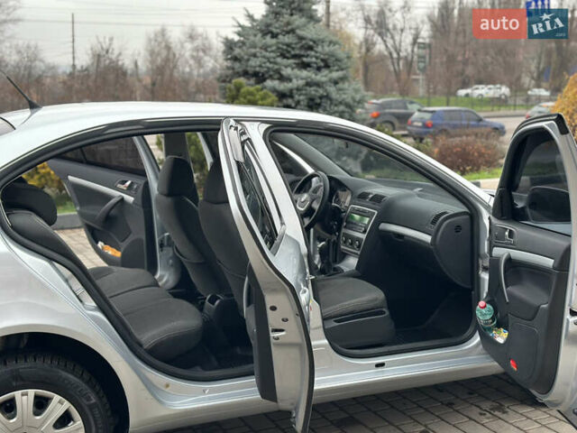 Шкода Октавия, объемом двигателя 1.6 л и пробегом 178 тыс. км за 8700 $, фото 24 на Automoto.ua