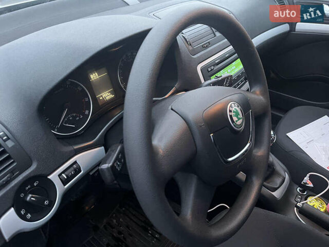Шкода Октавия, объемом двигателя 1.6 л и пробегом 160 тыс. км за 8250 $, фото 8 на Automoto.ua
