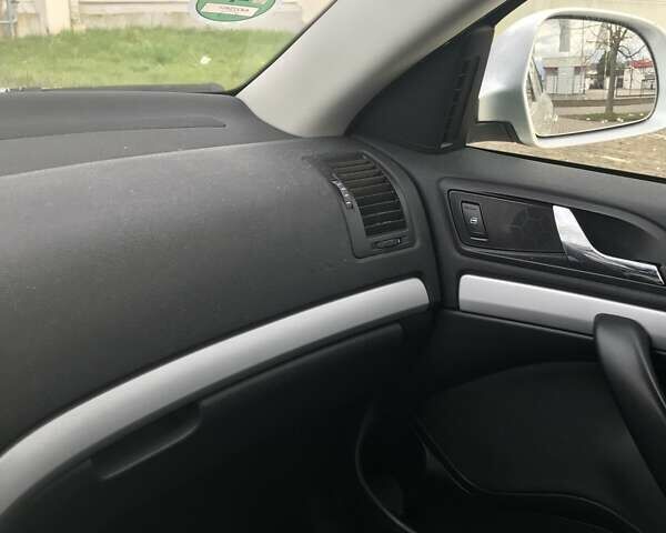 Шкода Октавия, объемом двигателя 1.8 л и пробегом 125 тыс. км за 7800 $, фото 9 на Automoto.ua