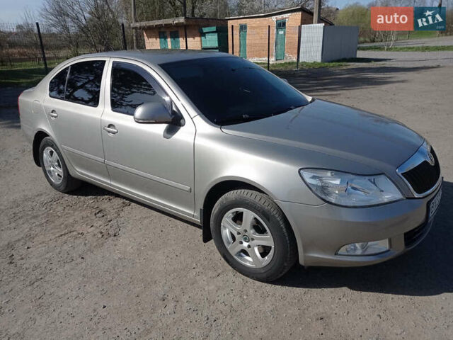 Шкода Октавия, объемом двигателя 1.6 л и пробегом 160 тыс. км за 8250 $, фото 2 на Automoto.ua