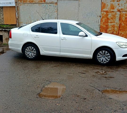 Шкода Октавия 2010 в Кривом Роге на Automoto.ua Шкода Октавия, объемом двигателя 1.9 л и пробегом 262 тыс. км за 6500 $, фото 3 на Automoto.ua
