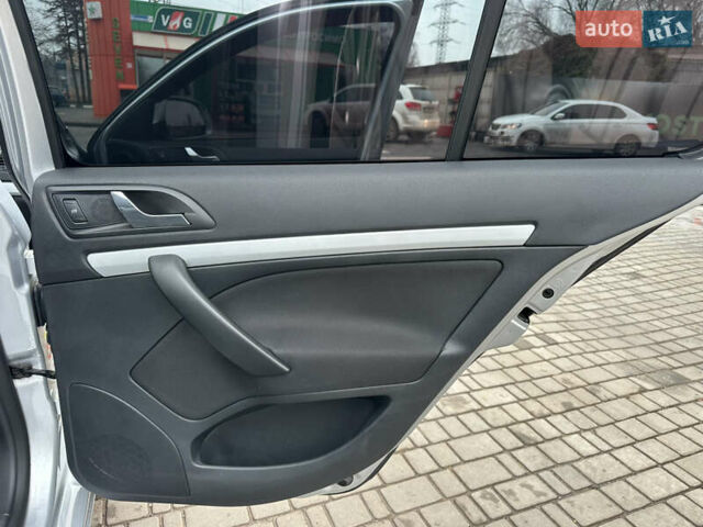 Шкода Октавия, объемом двигателя 1.6 л и пробегом 178 тыс. км за 8700 $, фото 35 на Automoto.ua