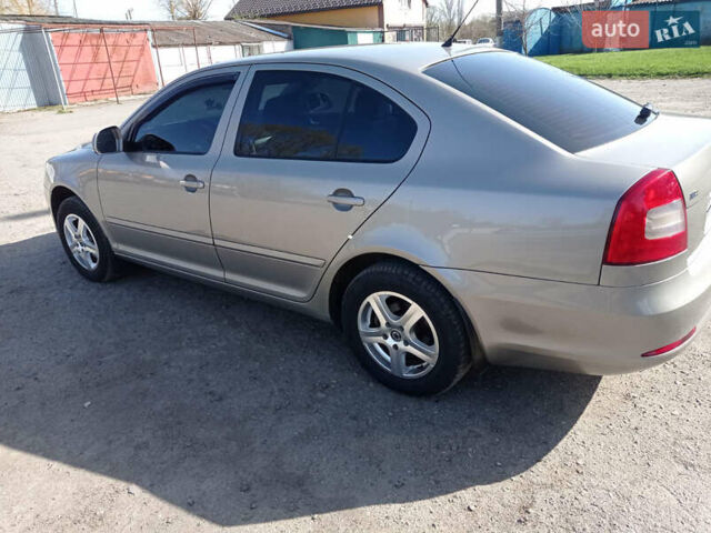 Шкода Октавия, объемом двигателя 1.6 л и пробегом 160 тыс. км за 8250 $, фото 5 на Automoto.ua