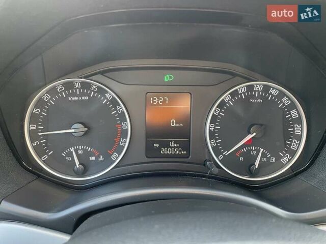Шкода Октавия, объемом двигателя 1.6 л и пробегом 264 тыс. км за 7800 $, фото 8 на Automoto.ua