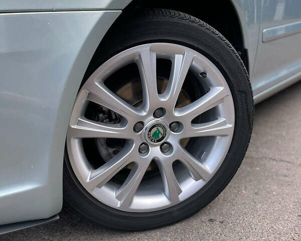 Шкода Октавия, объемом двигателя 1.8 л и пробегом 150 тыс. км за 8800 $, фото 7 на Automoto.ua