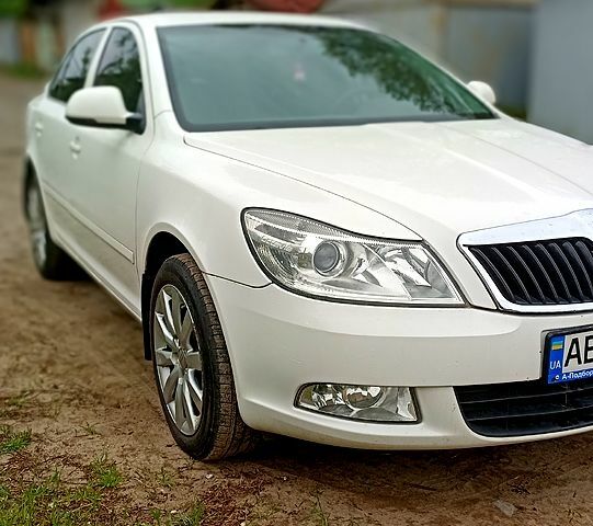 Шкода Октавия, объемом двигателя 1.8 л и пробегом 203 тыс. км за 7500 $, фото 3 на Automoto.ua