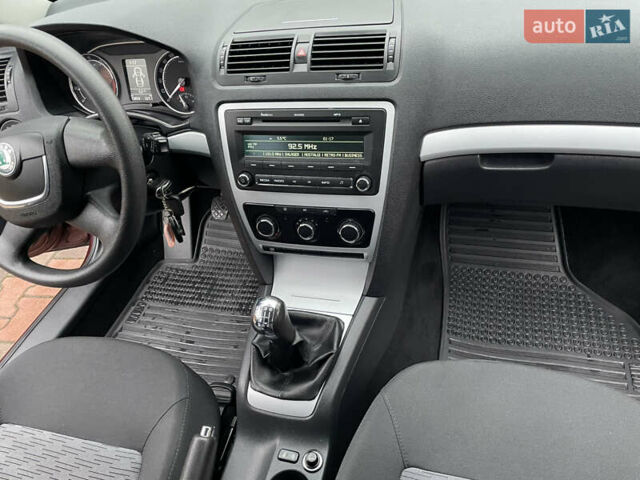 Шкода Октавія, об'ємом двигуна 1.8 л та пробігом 76 тис. км за 9800 $, фото 10 на Automoto.ua