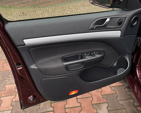 Шкода Октавія, об'ємом двигуна 1.8 л та пробігом 76 тис. км за 9800 $, фото 12 на Automoto.ua