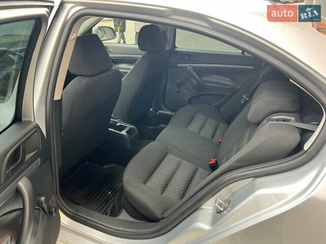 Шкода Октавия, объемом двигателя 1.6 л и пробегом 273 тыс. км за 7300 $, фото 6 на Automoto.ua