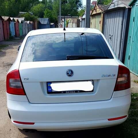 Шкода Октавія, об'ємом двигуна 1.8 л та пробігом 166 тис. км за 8000 $, фото 4 на Automoto.ua