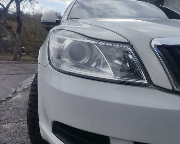 Шкода Октавия, объемом двигателя 1.8 л и пробегом 247 тыс. км за 6999 $, фото 2 на Automoto.ua