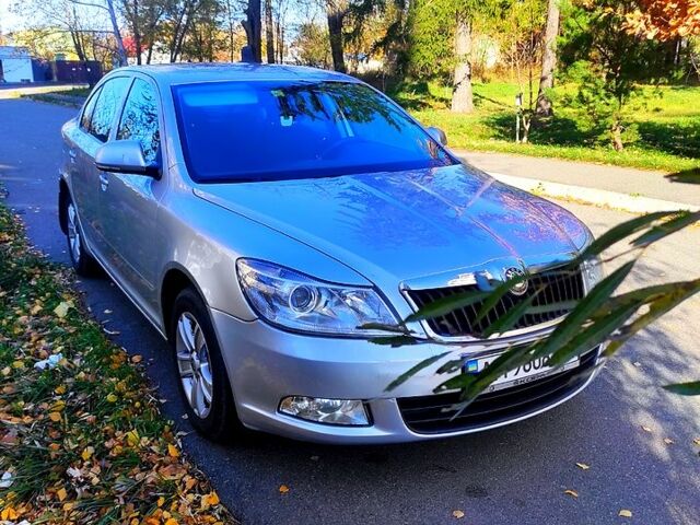 Шкода Октавія, об'ємом двигуна 1.6 л та пробігом 325 тис. км за 7800 $, фото 1 на Automoto.ua