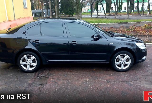 Шкода Октавія, об'ємом двигуна 2 л та пробігом 292 тис. км за 9300 $, фото 2 на Automoto.ua