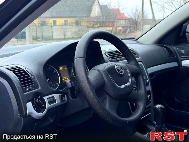 Шкода Октавия, объемом двигателя 1.6 л и пробегом 164 тыс. км за 7250 $, фото 5 на Automoto.ua