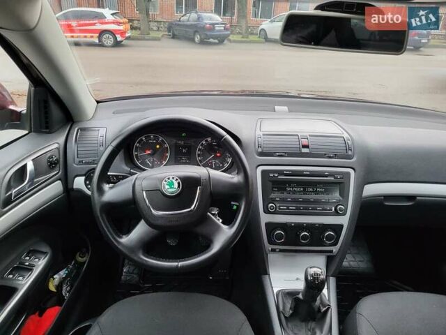 Шкода Октавия, объемом двигателя 1.6 л и пробегом 230 тыс. км за 7999 $, фото 5 на Automoto.ua