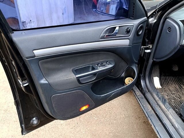 Шкода Октавія, об'ємом двигуна 1.8 л та пробігом 240 тис. км за 3500 $, фото 12 на Automoto.ua