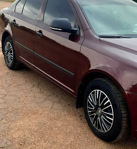 Шкода Октавия, объемом двигателя 1.4 л и пробегом 150 тыс. км за 7350 $, фото 2 на Automoto.ua