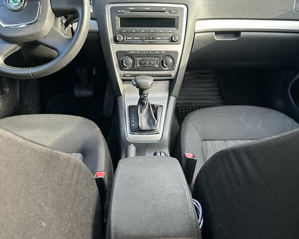 Шкода Октавія, об'ємом двигуна 1.8 л та пробігом 217 тис. км за 9300 $, фото 11 на Automoto.ua