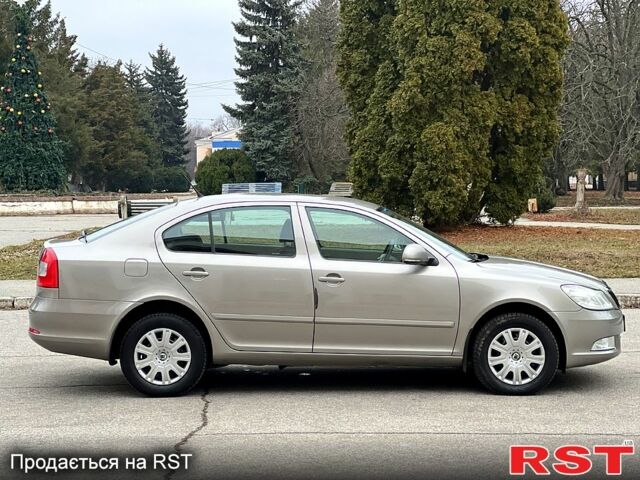 Шкода Октавия, объемом двигателя 18 л и пробегом 95 тыс. км за 9300 $, фото 6 на Automoto.ua