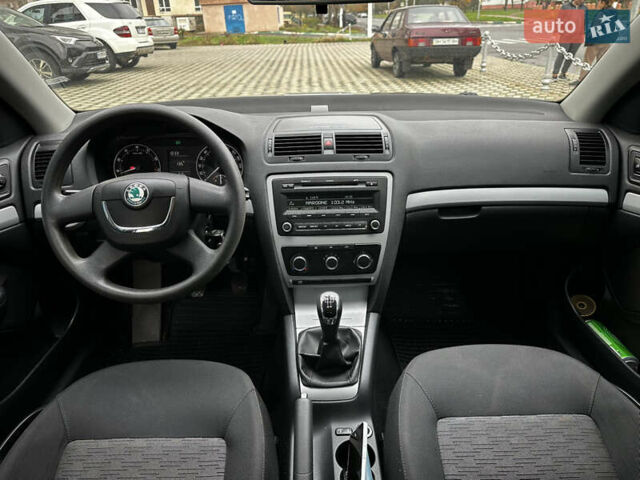Шкода Октавия, объемом двигателя 1.6 л и пробегом 112 тыс. км за 8700 $, фото 6 на Automoto.ua