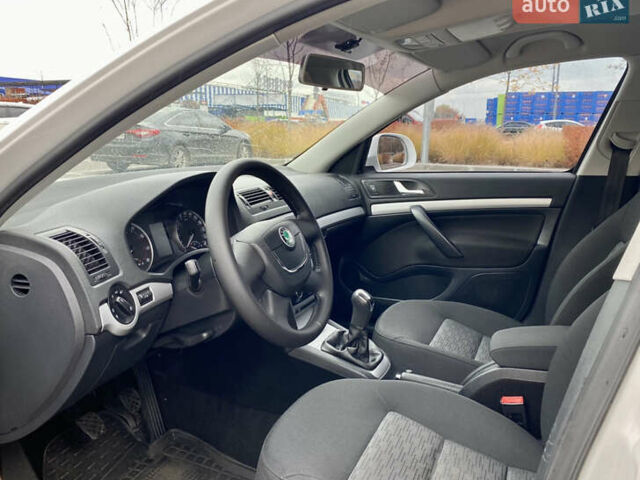 Шкода Октавія, об'ємом двигуна 1.8 л та пробігом 175 тис. км за 7950 $, фото 8 на Automoto.ua