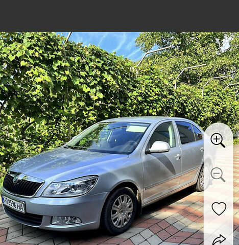 Шкода Октавия, объемом двигателя 2 л и пробегом 203 тыс. км за 8000 $, фото 2 на Automoto.ua