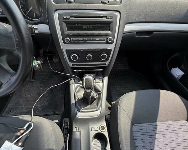 Шкода Октавія, об'ємом двигуна 1.9 л та пробігом 263 тис. км за 8900 $, фото 11 на Automoto.ua