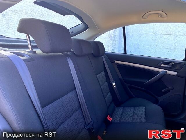 Шкода Октавия, объемом двигателя 1.4 л и пробегом 232 тыс. км за 7600 $, фото 8 на Automoto.ua