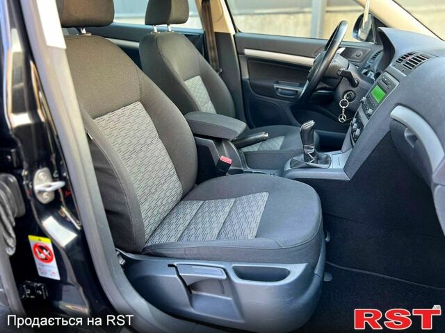 Шкода Октавия, объемом двигателя 1.4 л и пробегом 232 тыс. км за 7600 $, фото 4 на Automoto.ua