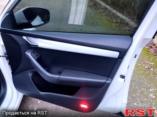 Шкода Октавия, объемом двигателя 2 л и пробегом 278 тыс. км за 11700 $, фото 10 на Automoto.ua