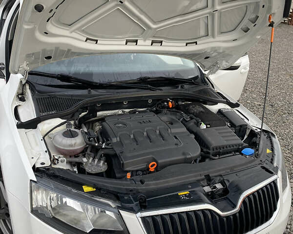 Шкода Октавия, объемом двигателя 1.6 л и пробегом 365 тыс. км за 10300 $, фото 9 на Automoto.ua