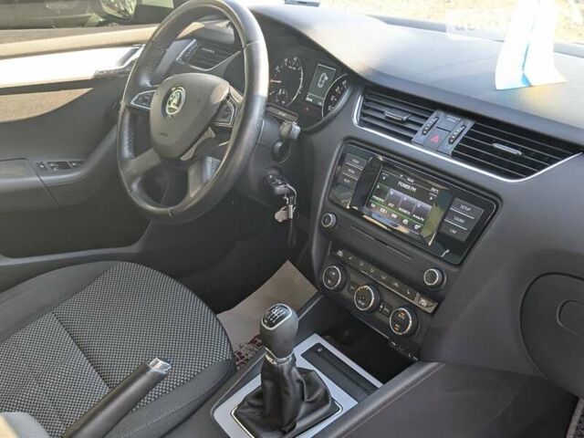 Шкода Октавия, объемом двигателя 1.4 л и пробегом 222 тыс. км за 10200 $, фото 17 на Automoto.ua