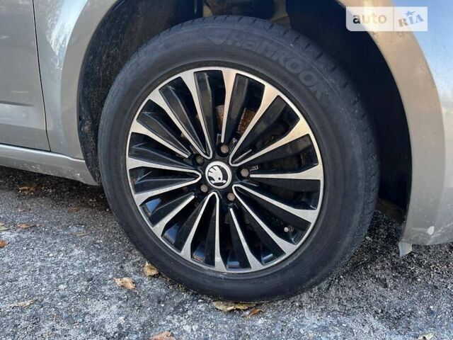 Шкода Октавия, объемом двигателя 1.6 л и пробегом 105 тыс. км за 14000 $, фото 5 на Automoto.ua