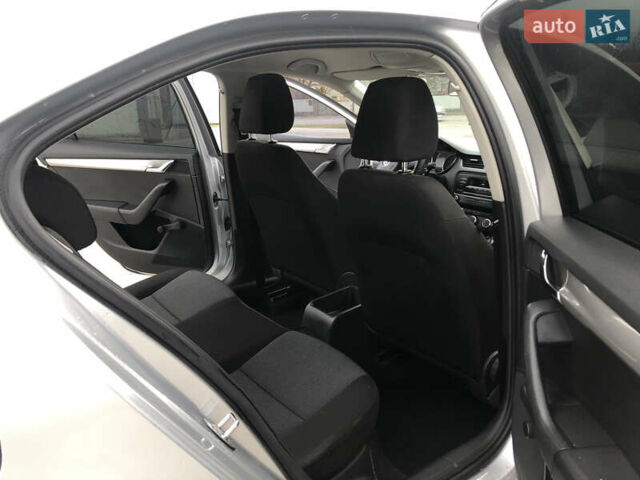 Шкода Октавия, объемом двигателя 1.6 л и пробегом 398 тыс. км за 8000 $, фото 7 на Automoto.ua