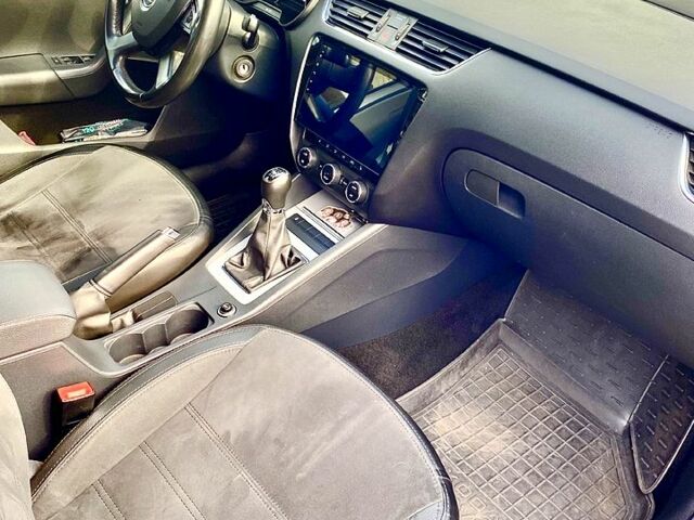 Шкода Октавія, об'ємом двигуна 1.8 л та пробігом 205 тис. км за 11500 $, фото 8 на Automoto.ua