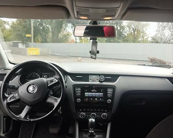 Шкода Октавия 2014 в Запорожье на Automoto.ua Шкода Октавия, объемом двигателя 2 л и пробегом 315 тыс. км за 11700 $, фото 2 на Automoto.ua
