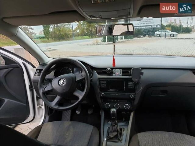 Шкода Октавия, объемом двигателя 1.4 л и пробегом 258 тыс. км за 9000 $, фото 3 на Automoto.ua