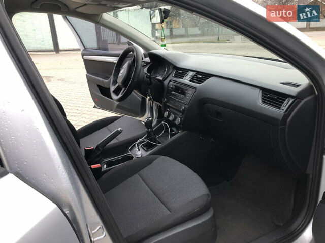 Шкода Октавия, объемом двигателя 1.6 л и пробегом 398 тыс. км за 8000 $, фото 8 на Automoto.ua